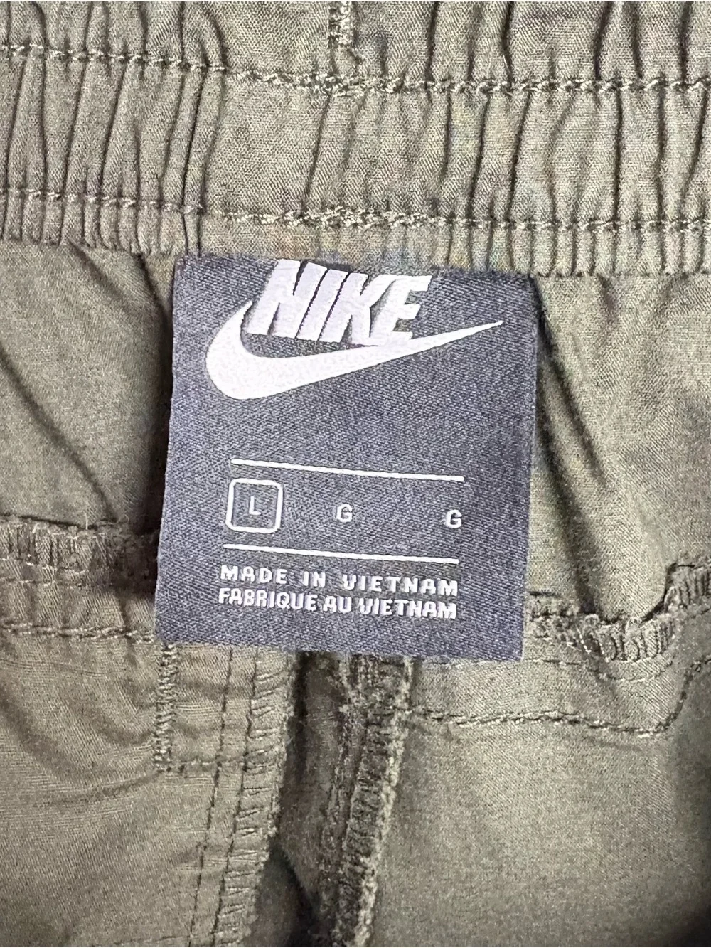 Nike Men’s Olive Cargo Joggers with Zippered Pocket